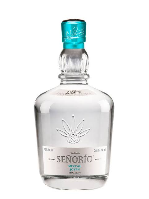 Mezcal Señorio Joven