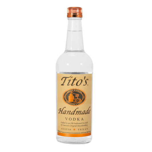 Tito's Handmade Vodka - Attenza Panamá