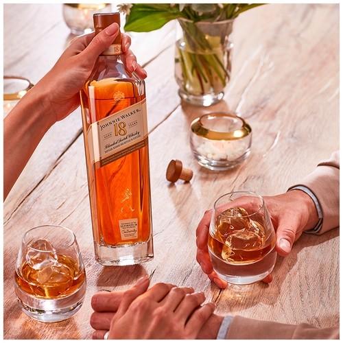 Compre Online: JOHNNIE WALKER AGED 18 YEARS BLENDED SCOTCH WHISKY